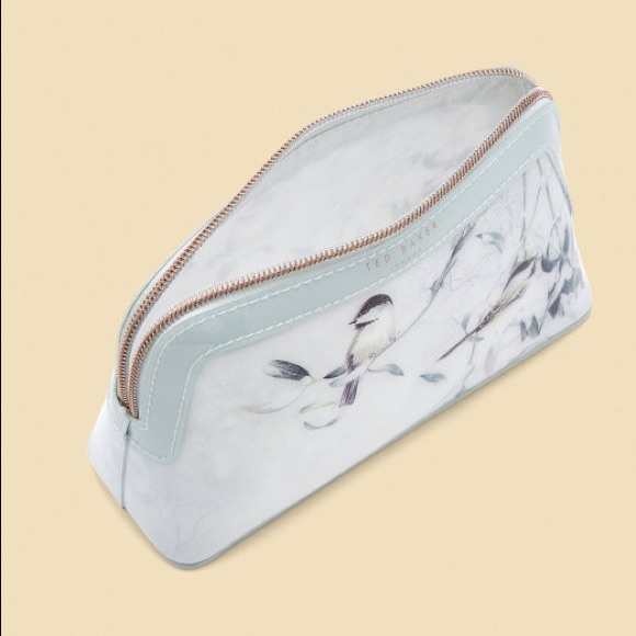 Price firm! Ted Baker Mistletoe Kiss Brenlee bag - Picture 3 of 8